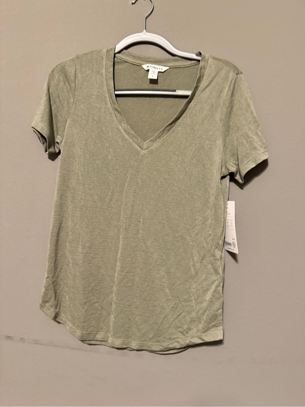Athleta Sage Green V-Neck Short Sleeve Tee